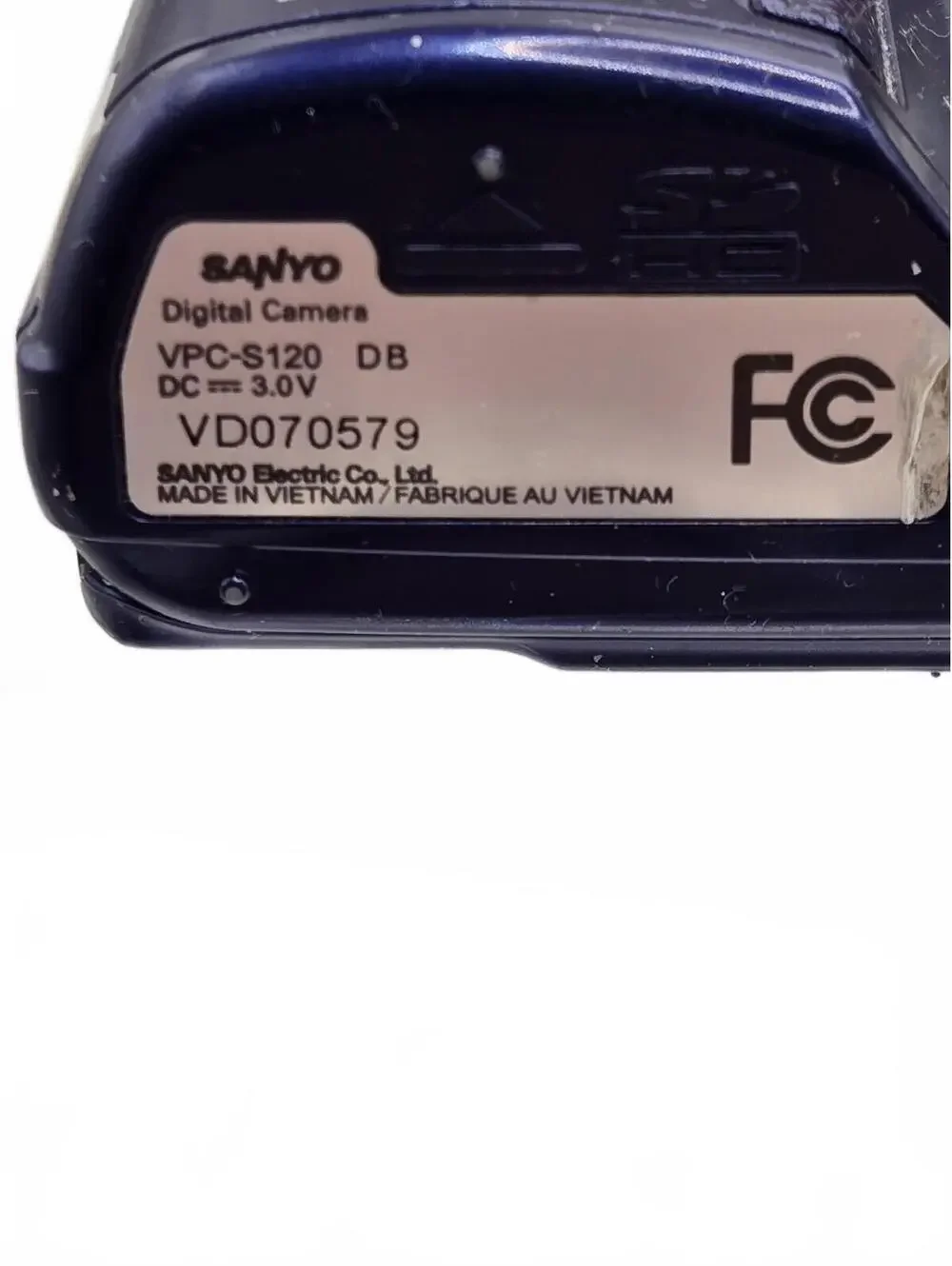 Sanyo VPC-S120 12.1 MP Digital Camera 3x Zoom